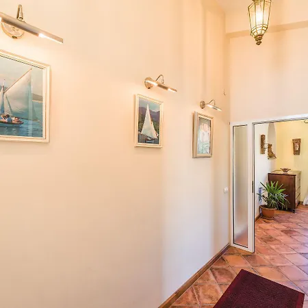 Malerisches Nur 200 Meter Zum Mit Meerblick, Privatparkplatz, Grillbereich דירה סלצה