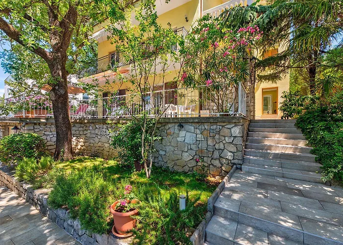 Malerisches Nur 200 Meter Zum Mit Meerblick, Privatparkplatz, Grillbereich * Selce